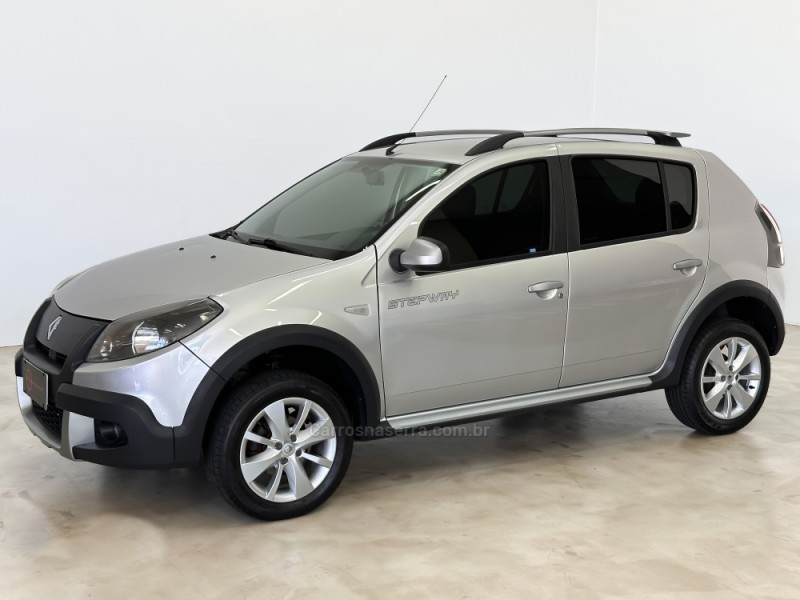 SANDERO 1.6 STEPWAY 16V FLEX 4P MANUAL - 2013 - CAXIAS DO SUL