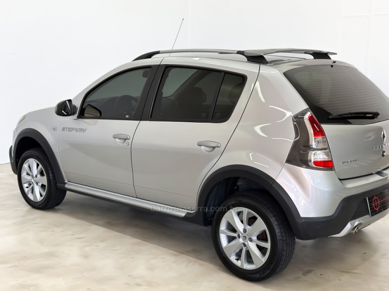 SANDERO 1.6 STEPWAY 16V FLEX 4P MANUAL - 2013 - CAXIAS DO SUL