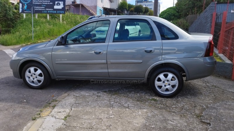 CORSA 1.4 MPFI PREMIUM SEDAN 8V FLEX 4P MANUAL - 2009 - FARROUPILHA