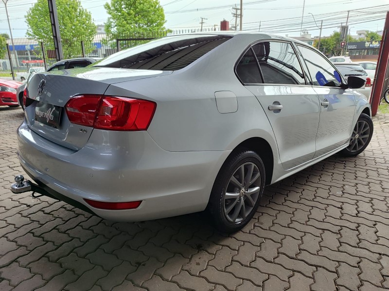 JETTA 2.0 COMFORTLINE FLEX 4P TIPTRONIC - 2012 - CAXIAS DO SUL