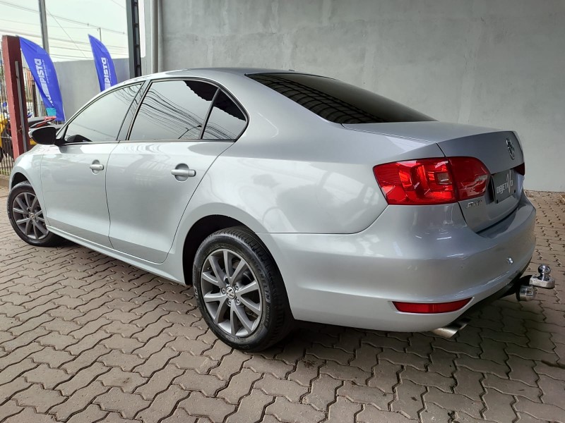 JETTA 2.0 COMFORTLINE FLEX 4P TIPTRONIC - 2012 - CAXIAS DO SUL