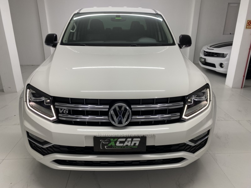 AMAROK 3.0 V6 TDI HIGHLINE CD DIESEL 4MOTION AUTOMÁTICO - 2021 - BENTO GONçALVES