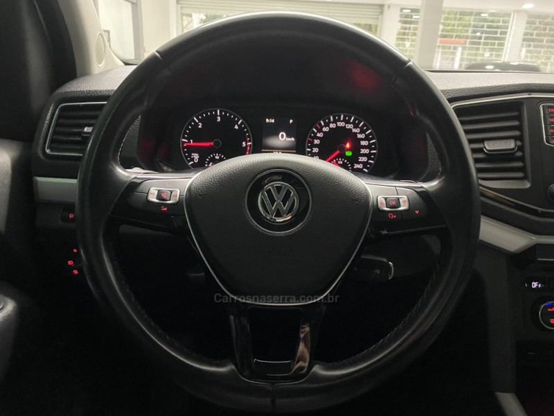 AMAROK 3.0 V6 TDI HIGHLINE CD DIESEL 4MOTION AUTOMÁTICO - 2021 - BENTO GONçALVES