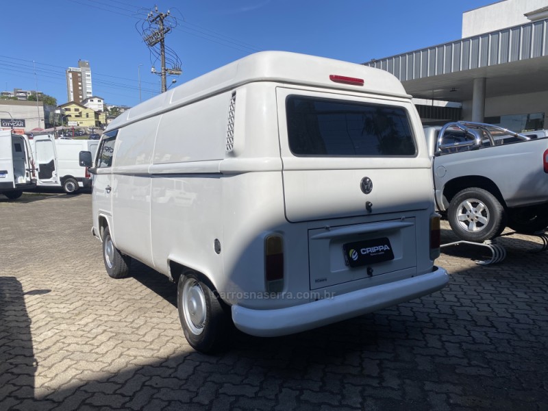 KOMBI 1.4 MI FURGÃO 8V FLEX 3P MANUAL - 2013 - FARROUPILHA