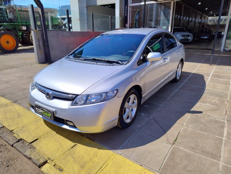 CIVIC 1.8 LXS 16V FLEX 4P MANUAL - 2008 - VACARIA