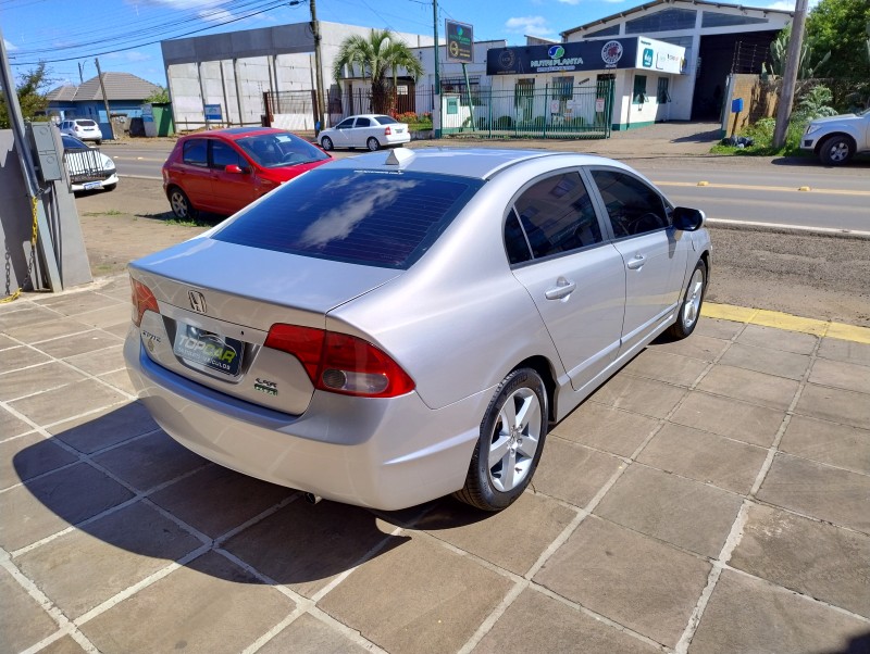 CIVIC 1.8 LXS 16V FLEX 4P MANUAL - 2008 - VACARIA