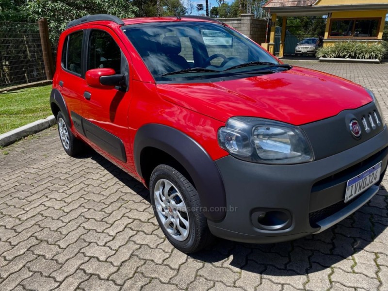 UNO 1.0 VIVACE 8V FLEX 4P MANUAL - 2014 - CANELA