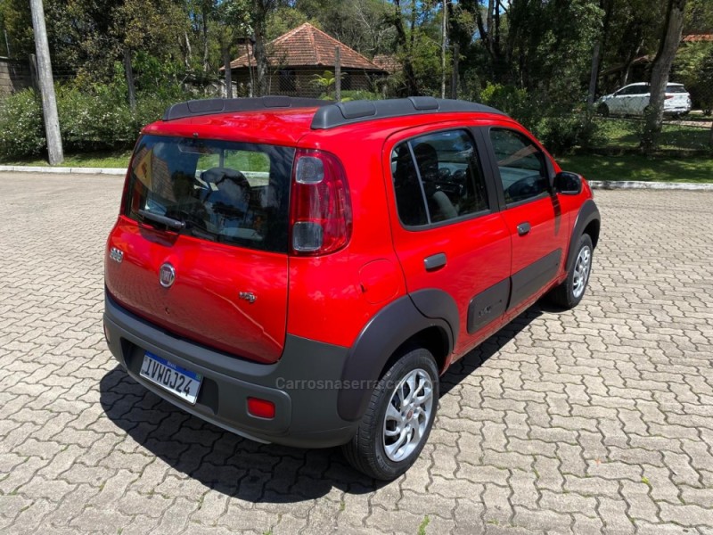 UNO 1.0 VIVACE 8V FLEX 4P MANUAL - 2014 - CANELA