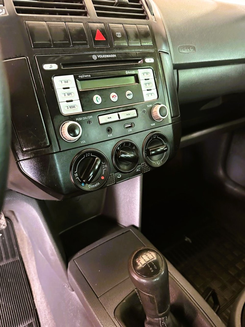 POLO 1.6 MI SÉRIE OURO 8V FLEX 4P MANUAL - 2003 - SãO SEBASTIãO DO CAí