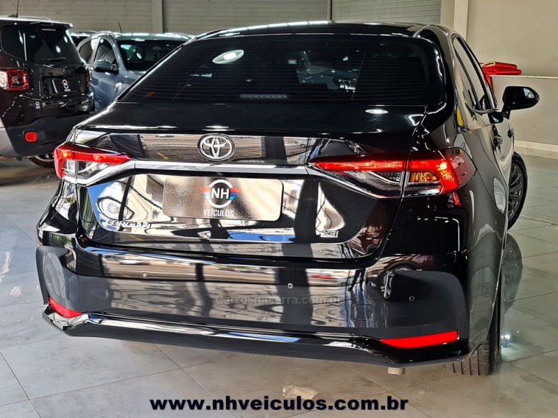 COROLLA 2.0 XEI 16V FLEX 4P AUTOMÁTICO - 2024 - NOVO HAMBURGO