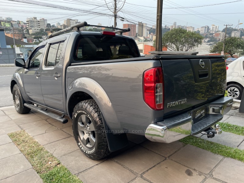 FRONTIER 2.5 SE 4X4 CD TURBO ELETRONIC DIESEL 4P MANUAL - 2011 - CAXIAS DO SUL