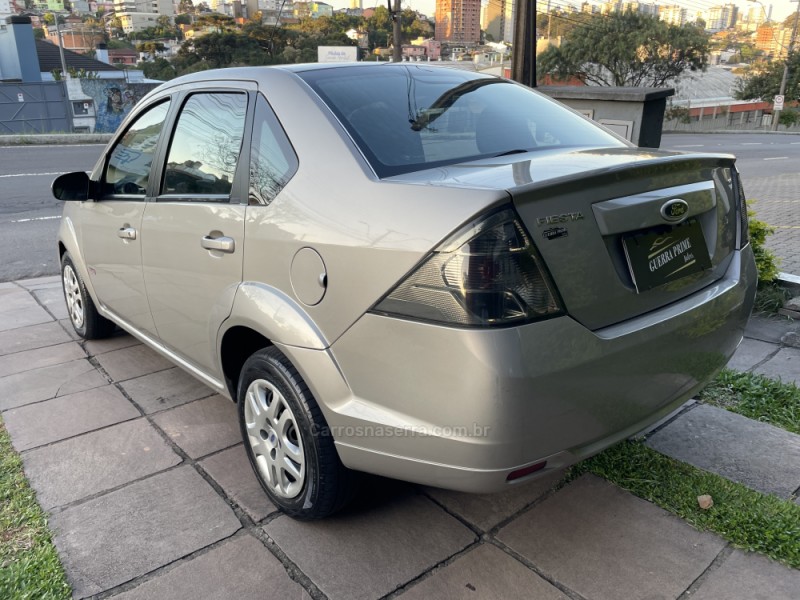 FIESTA 1.6 MPI CLASS SEDAN 8V FLEX 4P MANUAL - 2012 - CAXIAS DO SUL