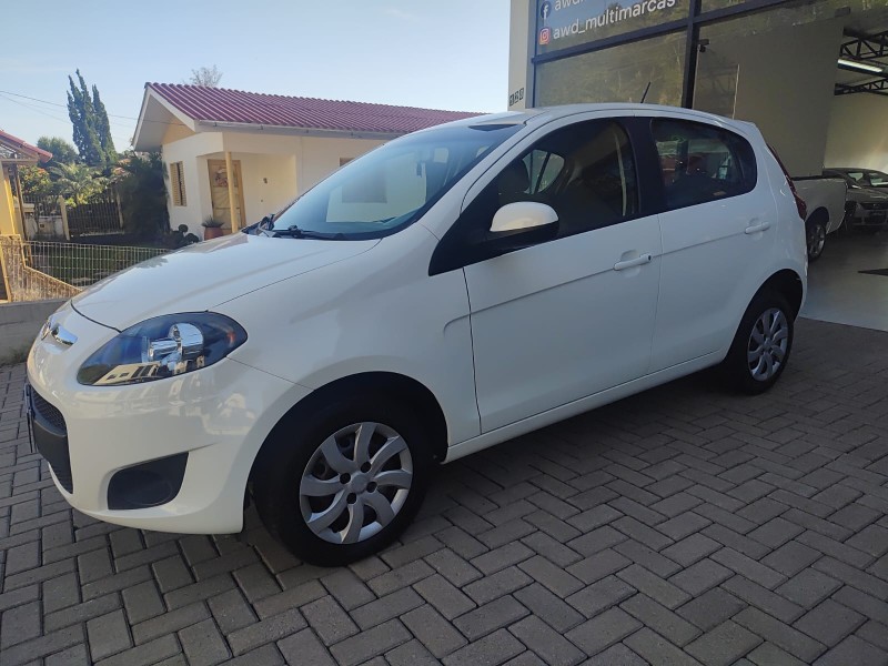 PALIO 1.0 MPI ATTRACTIVE 8V FLEX 4P MANUAL - 2015 - LAJEADO