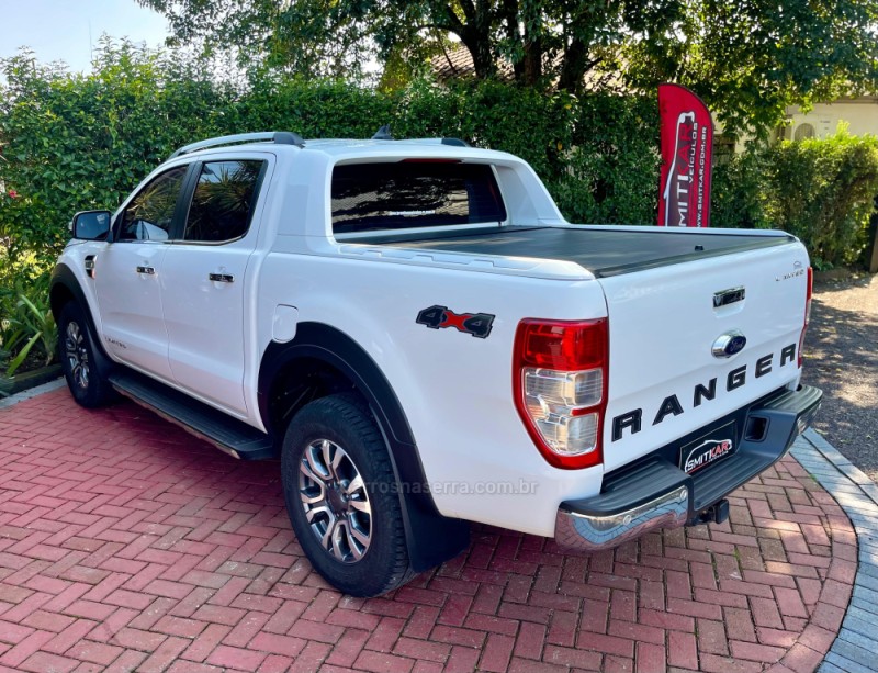 RANGER 3.2 LIMITED 4X4 CD 20V DIESEL 4P AUTOMÁTICO - 2022 - ROLANTE