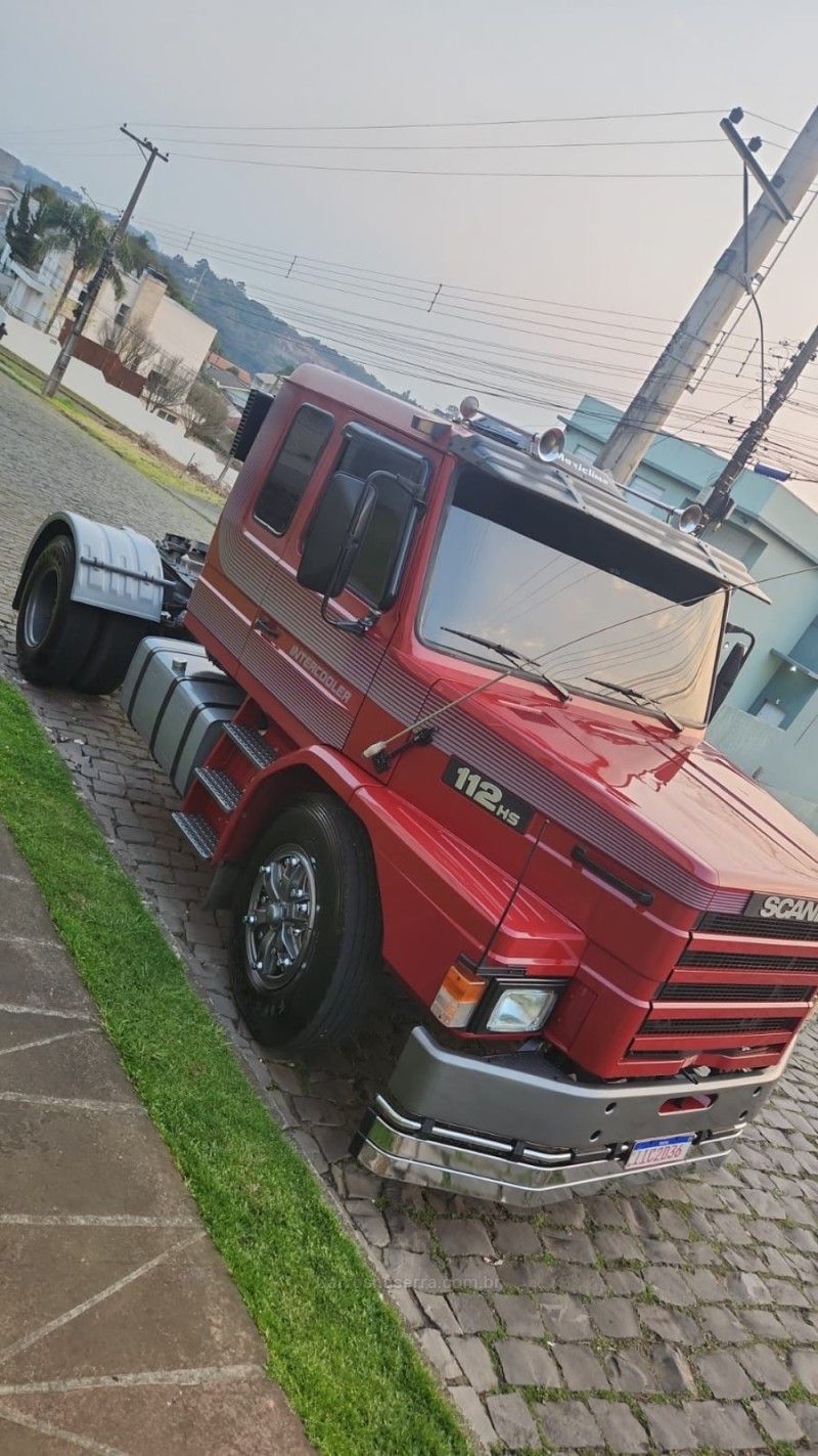 T-112 HS 320 4X2 - 1989 - CAXIAS DO SUL