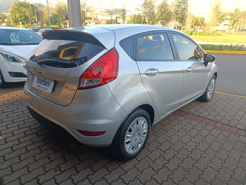 FIESTA 1.5 S HATCH 16V FLEX 4P MANUAL - 2016 - BOM PRINCíPIO