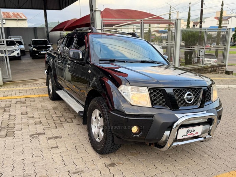 FRONTIER 2.5 XE 4X4 CD TURBO ELETRONIC DIESEL 4P MANUAL - 2013 - FELIZ