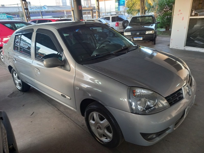 CLIO 1.6 PRIVILÉGE SEDAN 16V FLEX 4P MANUAL - 2008 - CAXIAS DO SUL