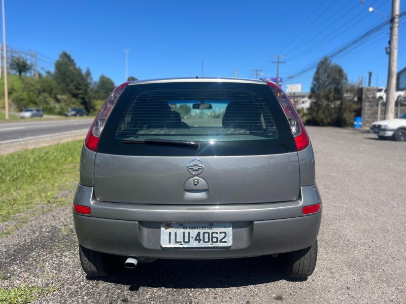 CORSA 1.0 MPFI 8V GASOLINA 4P MANUAL - 2004 - FARROUPILHA