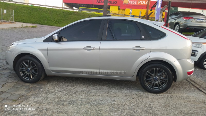 FOCUS 2.0 GHIA 16V FLEX 4P MANUAL - 2009 - FARROUPILHA