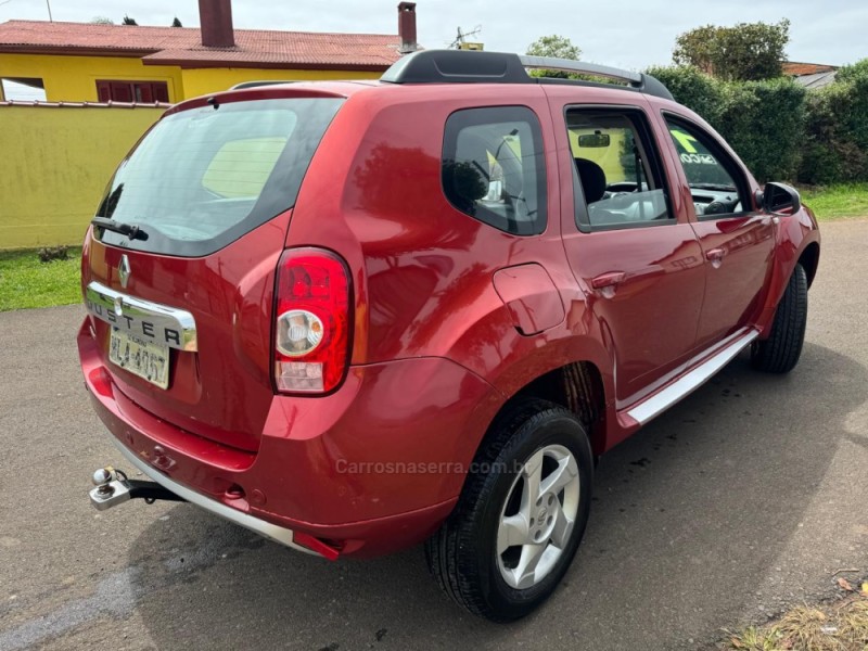 DUSTER 1.6 DYNAMIQUE 4X2 16V FLEX 4P MANUAL - 2013 - VACARIA