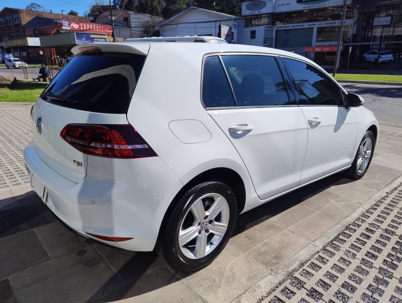 GOLF 1.4 TSI HIGHLINE 16V TOTAL FLEX 4P MANUAL - 2017 - CAXIAS DO SUL