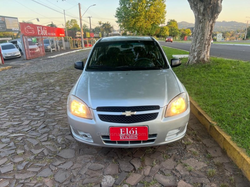 CELTA 1.0 MPFI LS 8V FLEX 2P MANUAL - 2013 - DOIS IRMãOS