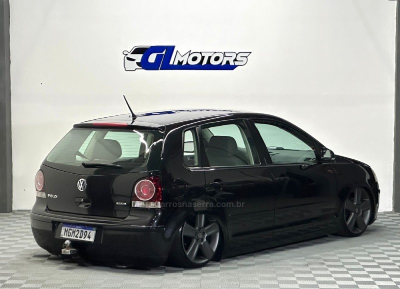 POLO 1.6 MI 8V E-FLEX 4P MANUAL - 2010 - NOVO HAMBURGO