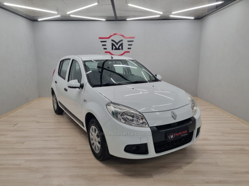 SANDERO 1.0 EXPRESSION 16V FLEX 4P MANUAL