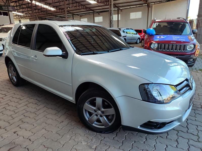 GOLF 2.0 MI 8V FLEX 4P MANUAL - 2010 - CAXIAS DO SUL