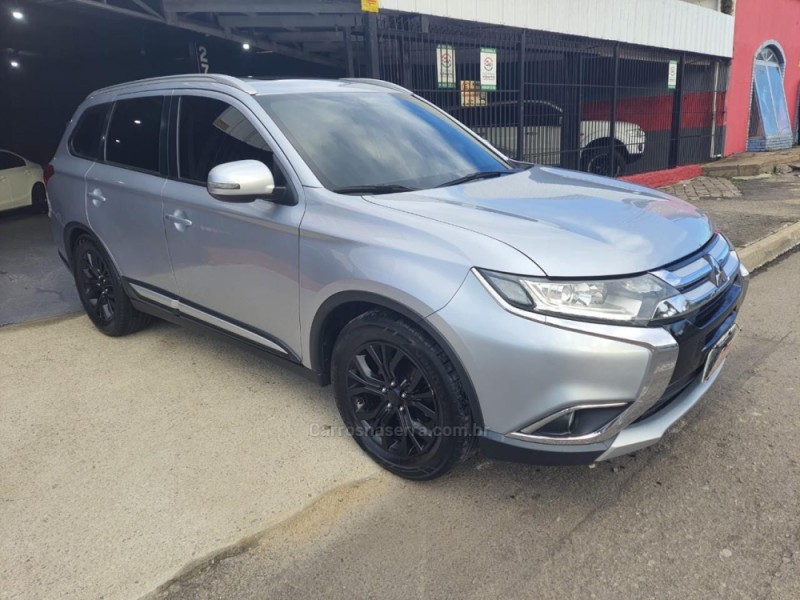 OUTLANDER 2.0 16V GASOLINA 4P AUTOMÁTICO - 2017 - CAXIAS DO SUL