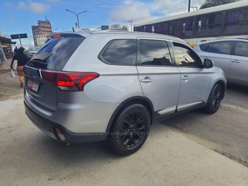 OUTLANDER 2.0 16V GASOLINA 4P AUTOMÁTICO - 2017 - CAXIAS DO SUL