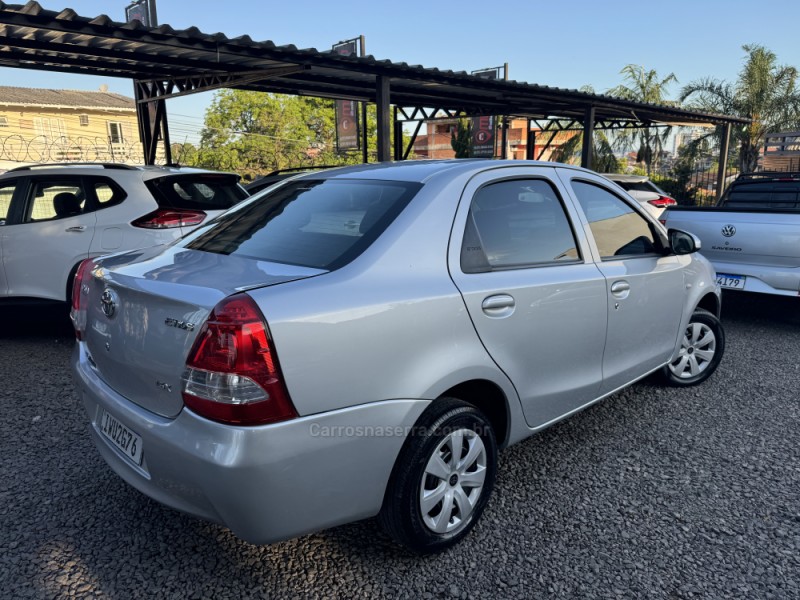 ETIOS 1.5 X PLUS SEDAN 16V FLEX 4P MANUAL - 2016 - NOVO HAMBURGO