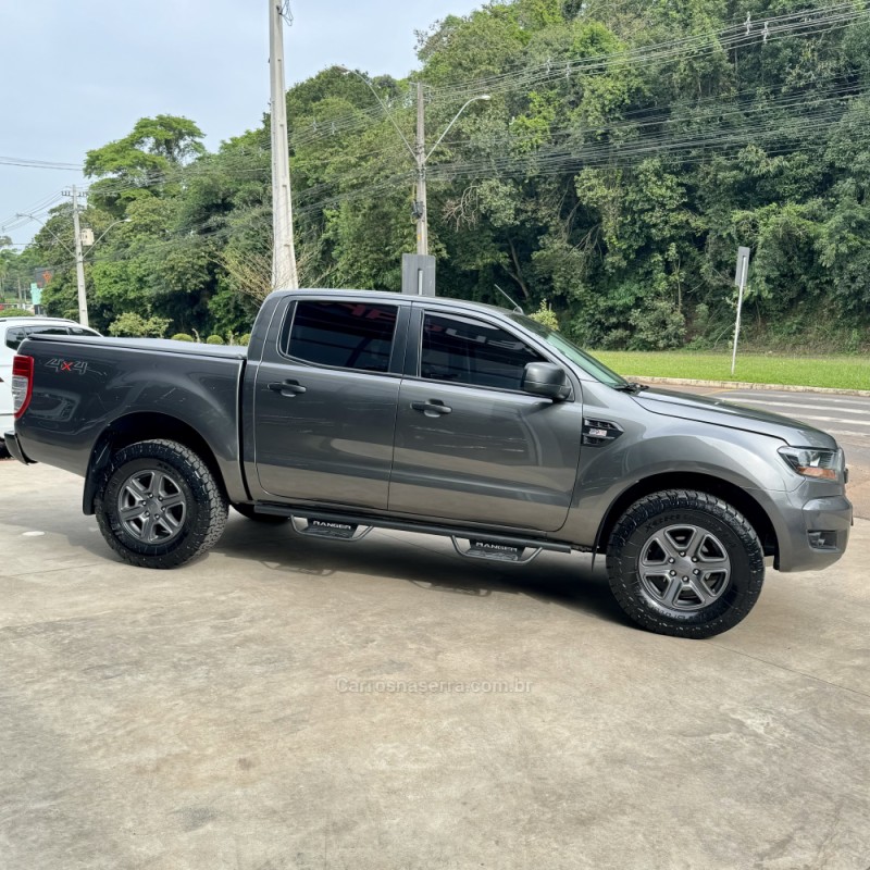 RANGER 2.2 XLS 4X4 CD 16V DIESEL 4P AUTOMÁTICO - 2017 - LAJEADO