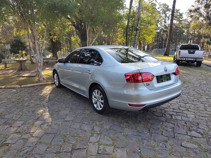 JETTA 2.0 COMFORTLINE FLEX 4P TIPTRONIC - 2013 - CAXIAS DO SUL