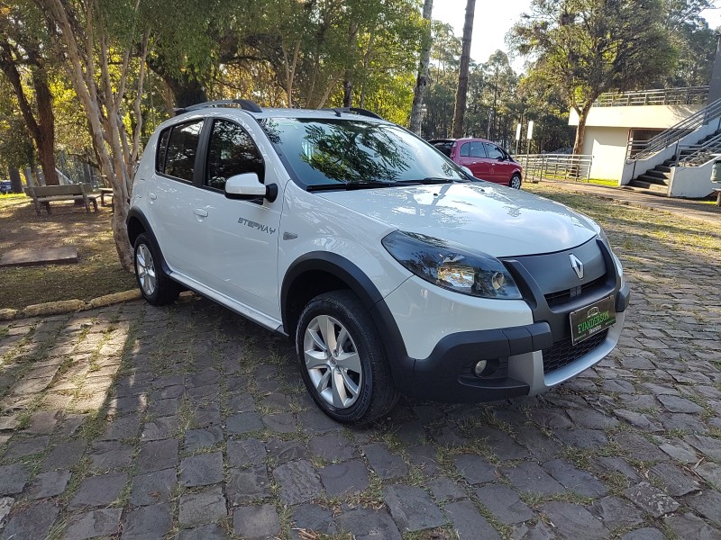 SANDERO 1.6 STEPWAY 16V FLEX 4P MANUAL - 2014 - CAXIAS DO SUL