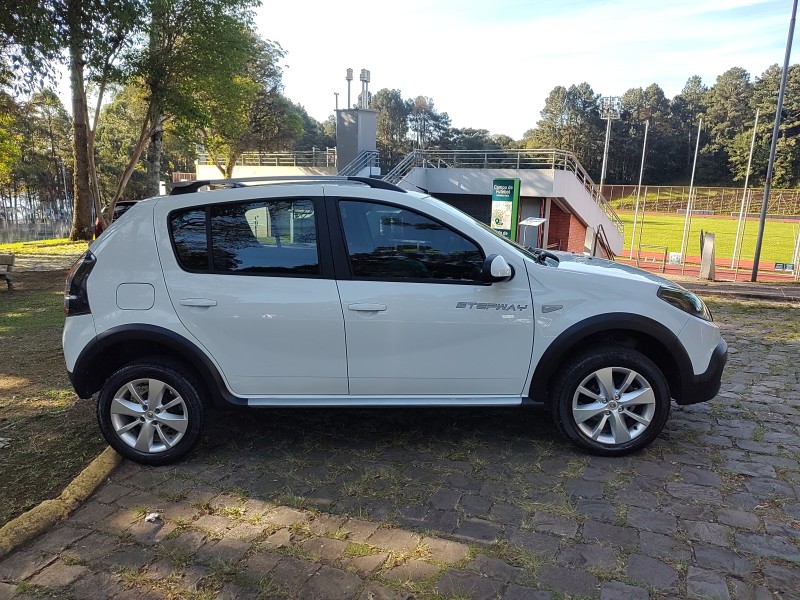 SANDERO 1.6 STEPWAY 16V FLEX 4P MANUAL - 2014 - CAXIAS DO SUL