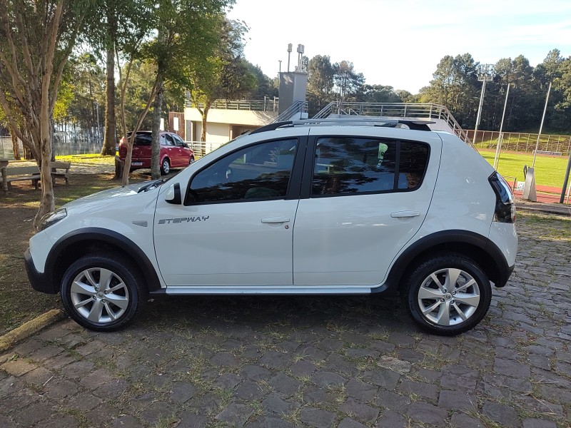 SANDERO 1.6 STEPWAY 16V FLEX 4P MANUAL - 2014 - CAXIAS DO SUL