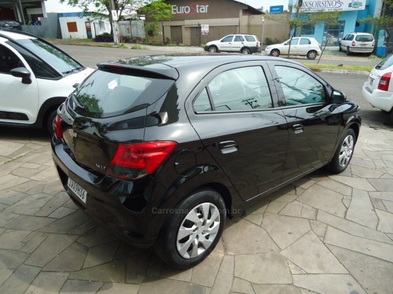 ONIX 1.4 MPFI LT 8V FLEX 4P MANUAL - 2015 - NOVO HAMBURGO