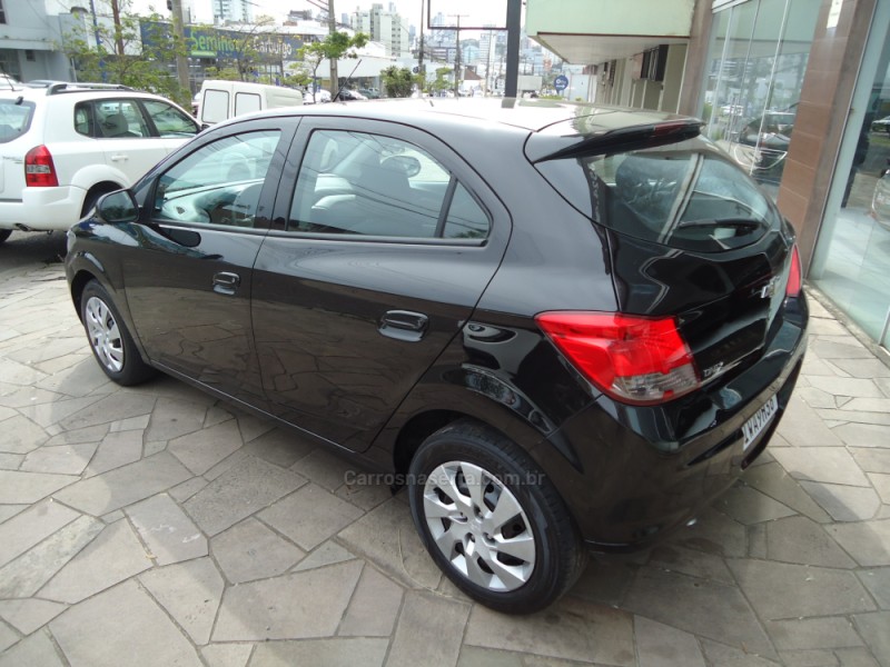 ONIX 1.4 MPFI LT 8V FLEX 4P MANUAL - 2015 - NOVO HAMBURGO