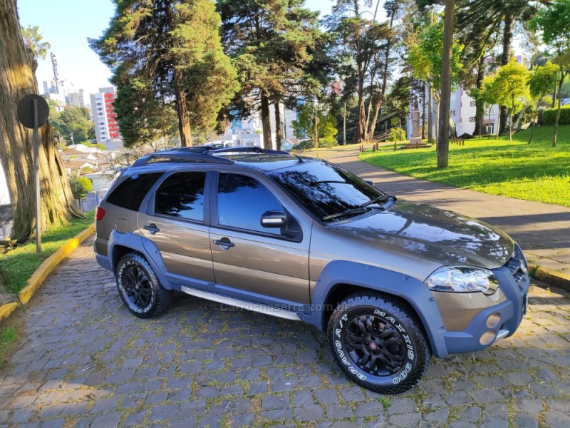 PALIO 1.8 MPI ADVENTURE LOCKER WEEKEND 8V FLEX 4P MANUAL - 2010 - CAXIAS DO SUL