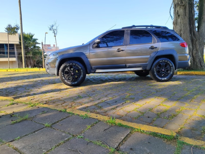 PALIO 1.8 MPI ADVENTURE LOCKER WEEKEND 8V FLEX 4P MANUAL - 2010 - CAXIAS DO SUL