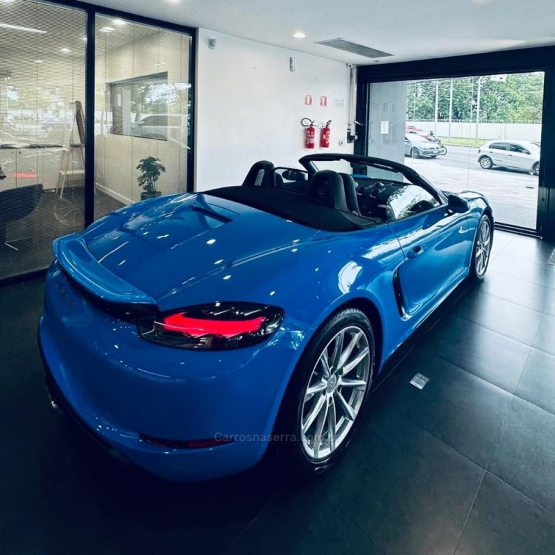 718 2.0 BOXSTER H4 16V GASOLINA 2P PDK - 2024 - LAJEADO