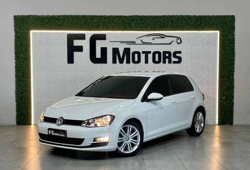 GOLF 1.0 TSI COMFORTLINE 12V TOTAL FLEX 4P MANUAL - 2017 - NOVO HAMBURGO