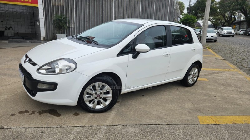 PUNTO 1.4 ATTRACTIVE 8V FLEX 4P MANUAL