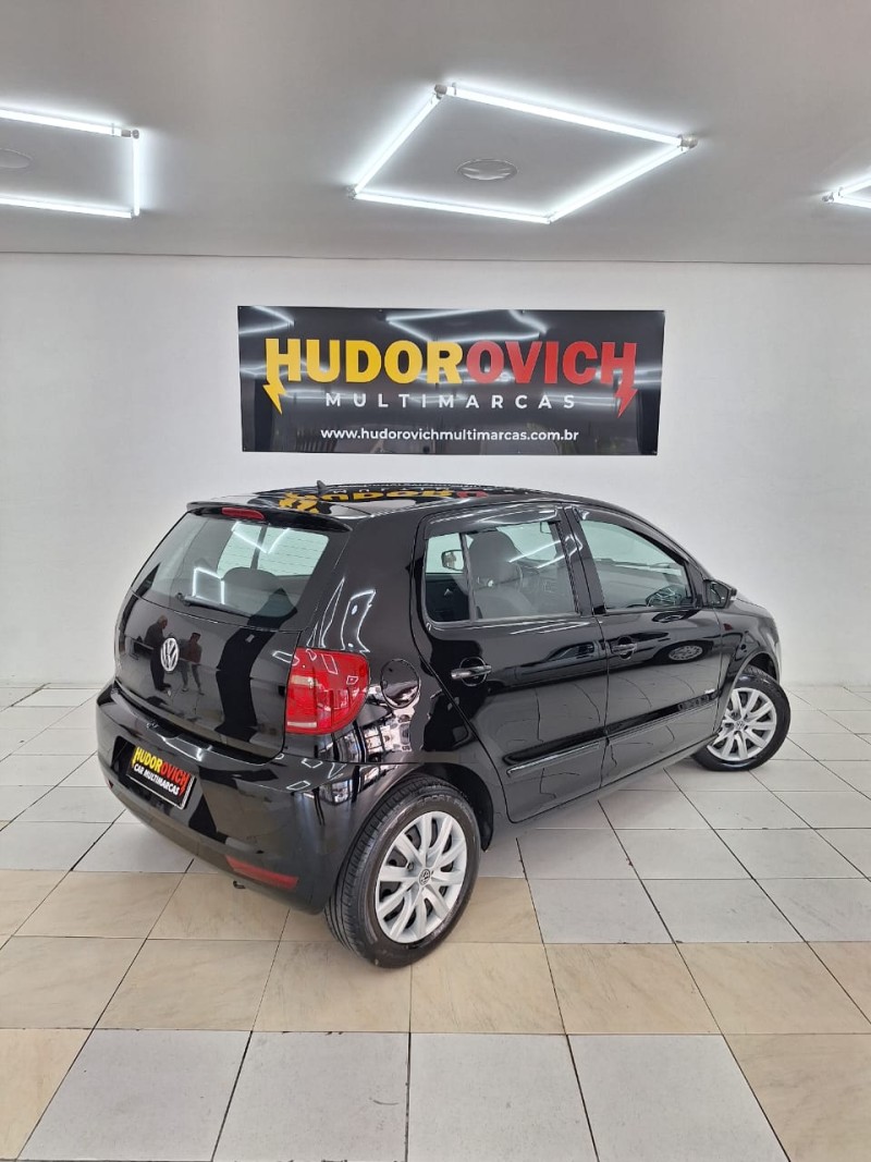 FOX 1.0 ITREND 8V FLEX 4P MANUAL - 2010 - CAXIAS DO SUL