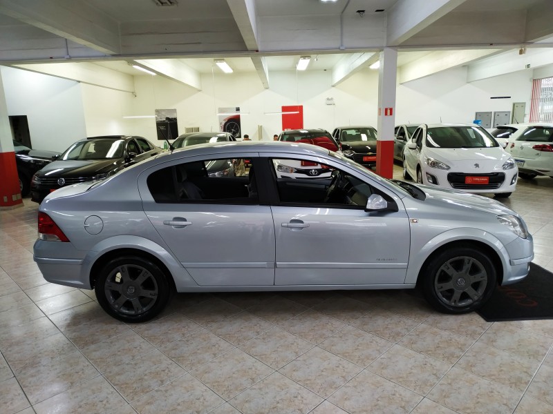 VECTRA 2.0 MPFI ELEGANCE 8V FLEX 4P AUTOMÁTICO - 2008 - CAXIAS DO SUL