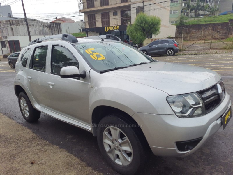 DUSTER 1.6 DYNAMIQUE 4X2 16V FLEX 4P MANUAL - 2016 - PASSO FUNDO