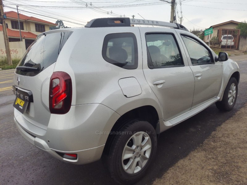 DUSTER 1.6 DYNAMIQUE 4X2 16V FLEX 4P MANUAL - 2016 - PASSO FUNDO