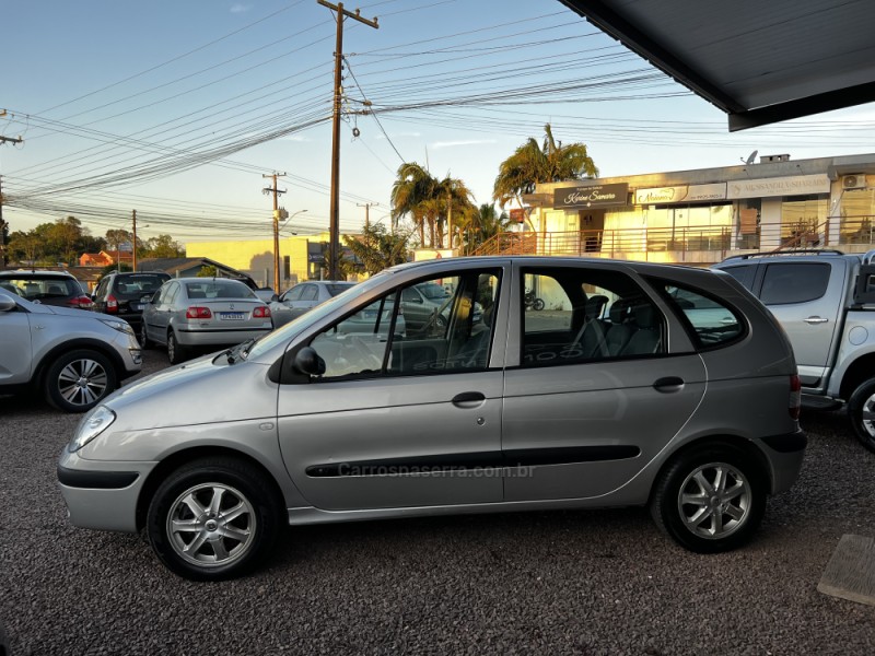 SCÉNIC 1.6 AUTHENTIQUE 16V FLEX 4P MANUAL - 2011 - LAJEADO